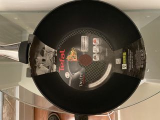 （分類：）位於 。 由 yannisch 提交（商品編號 1131238848，圖片 1）。簡介： 。