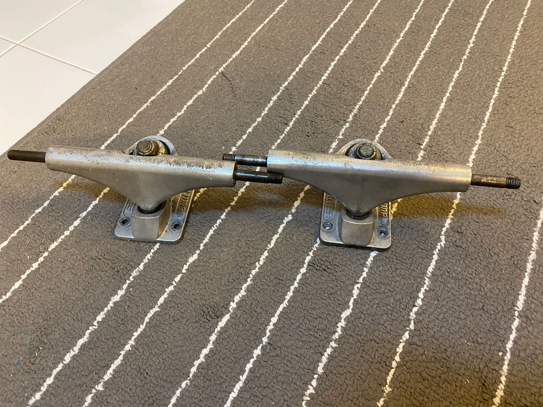 Bullet Trucks, Sports Equipment, Sports & Games, Skates, Rollerblades