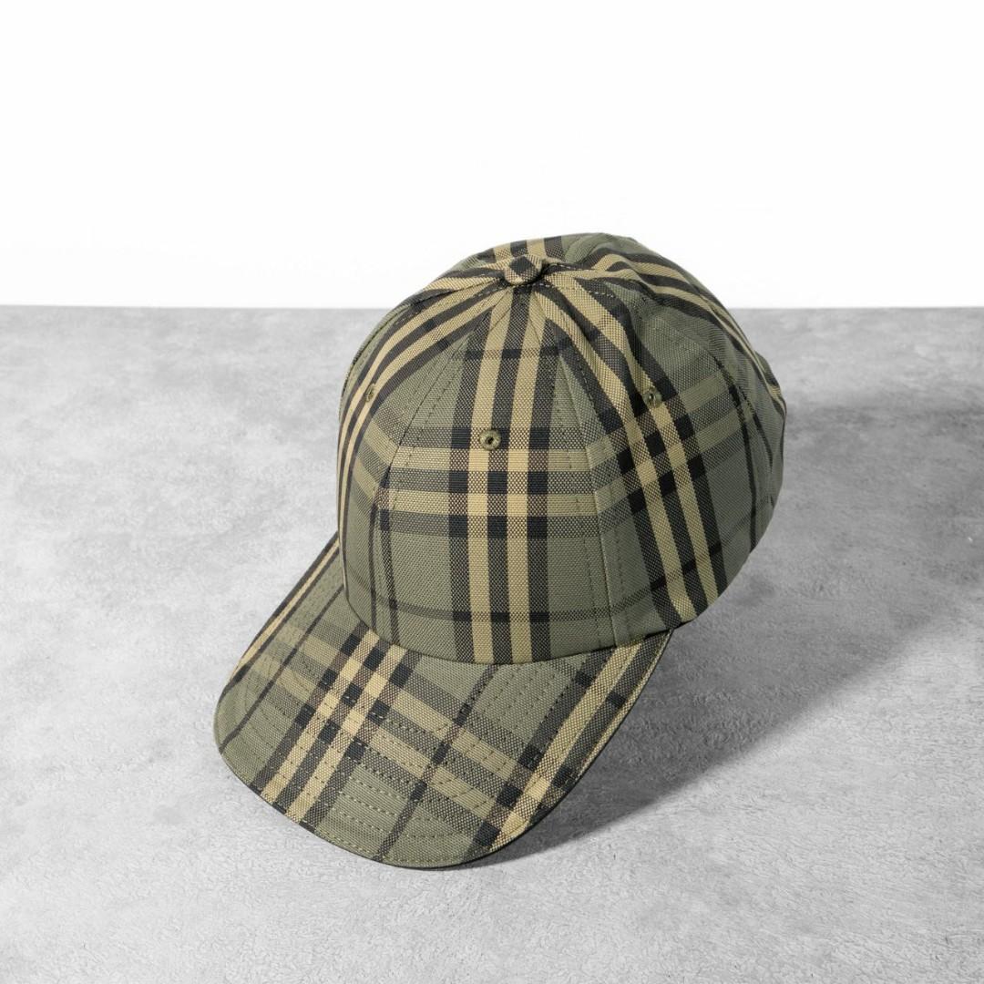 Burberry Vintage Cap Green S, Fesyen 