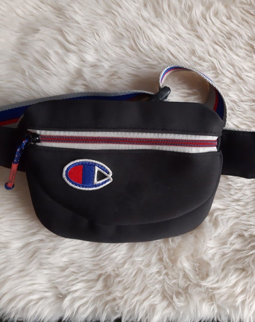 champion attribute sling bag