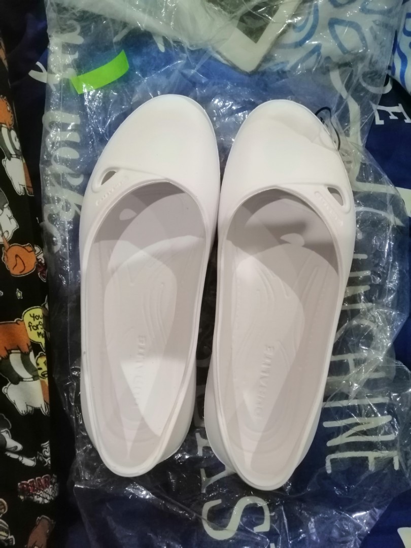 duralite slippers white