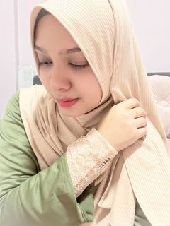 (Category: ) located in . Submitted by aidahshaa (Listing ID 1126118326, Image 1). Description: .