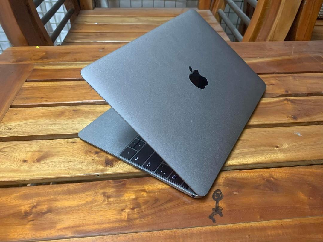 Macbook air 12 retina 2016 A1534 (Category: Laptops & Notebooks) located in Quezon City. Submitted by jackabbad (Listing ID 1131360724, Image 2). Description: Macbook air retina 2016 year/model A1534 - Processor 1.1 Ghz Dual-Core Intel Core m3 - Memory 8Gb 1867 LPPDR3 - SSD 256Gb Storage - Intel HD Graphics 55 1536 Mb - MacOs Big sur - Spacegray color - Cycle count 27 - 12 inch size (2304x1440 My price: 29,9999 📌 Condition: 👍Good condition 99% 