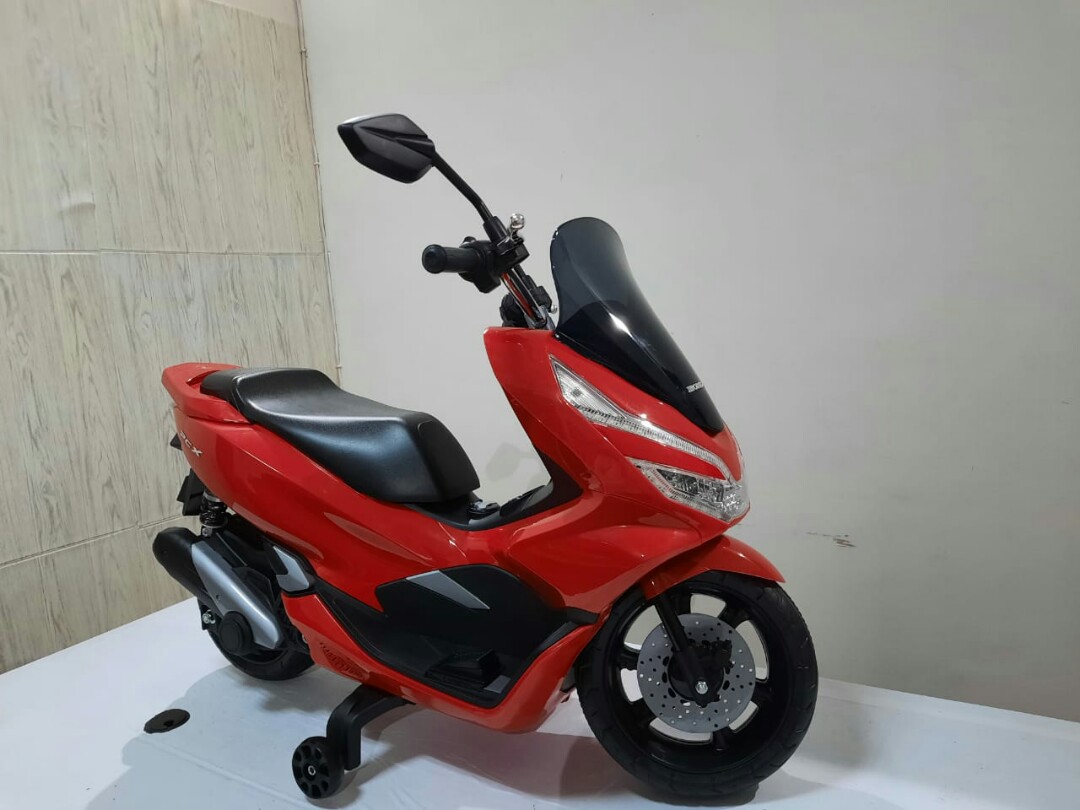 MOTOR AKI / MOTORCYCLE ACCU PCX lisense ( cash on delivery ), Toys