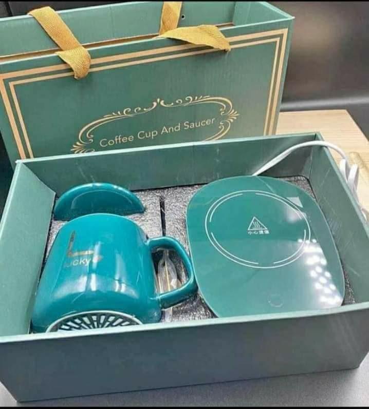mug with heater (Category: Gift Baskets & Hampers) located in Manila. Submitted by minidivisoria (Listing ID 1131405394, Image 3). Description: Mug w heater 💕🌲 🎁 Gift ideas Pre order.