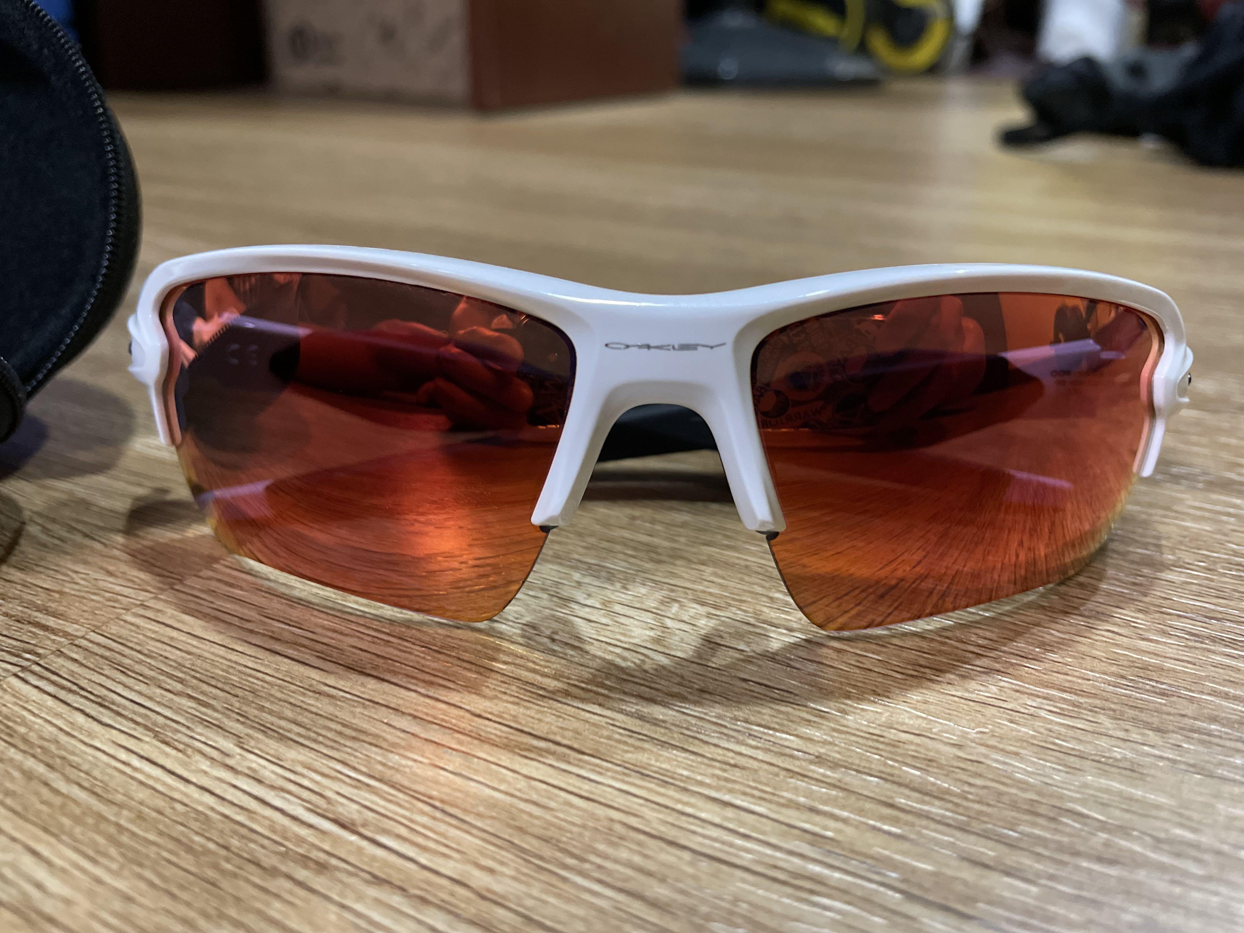 Oakley flak 2.0 xl white top