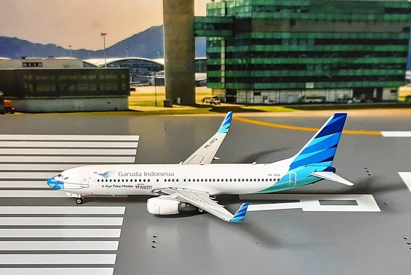 Phoenix 1:400,飛機模型, Garuda Indonesia 嘉魯達印尼航空口罩機B737-800 ,11691, 興趣及遊戲, 玩具&  遊戲類- Carousell