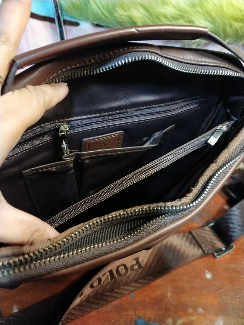 Polomeisdo sling bag (Category: Luxury Bags & Wallets) located in Aringay. Submitted by delval (Listing ID 1131422738, Image 2). Description: like new.