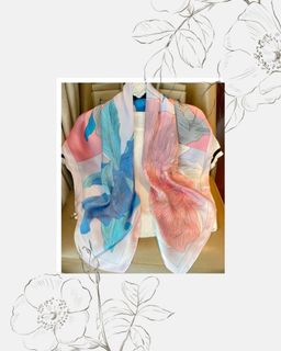 (Category: ) located in . Submitted by elle_wardrobe (Listing ID 1131354117, Image 1). Description: .