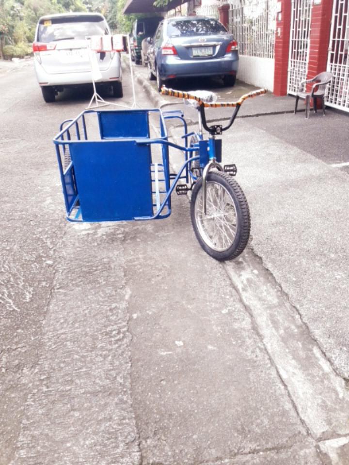 Sidecar with steel bike (Category: Bicycles & Parts) located in Manila. Submitted by fastmountain_dfe013 (Listing ID 1131344705, Image 2). Description: custom made sidecar and bike in foot brake. Heavy duty 200kg 100%brand new part super jumbo tire motorcycle tube steel rim 10g spokes cod transaction pm intèresed.