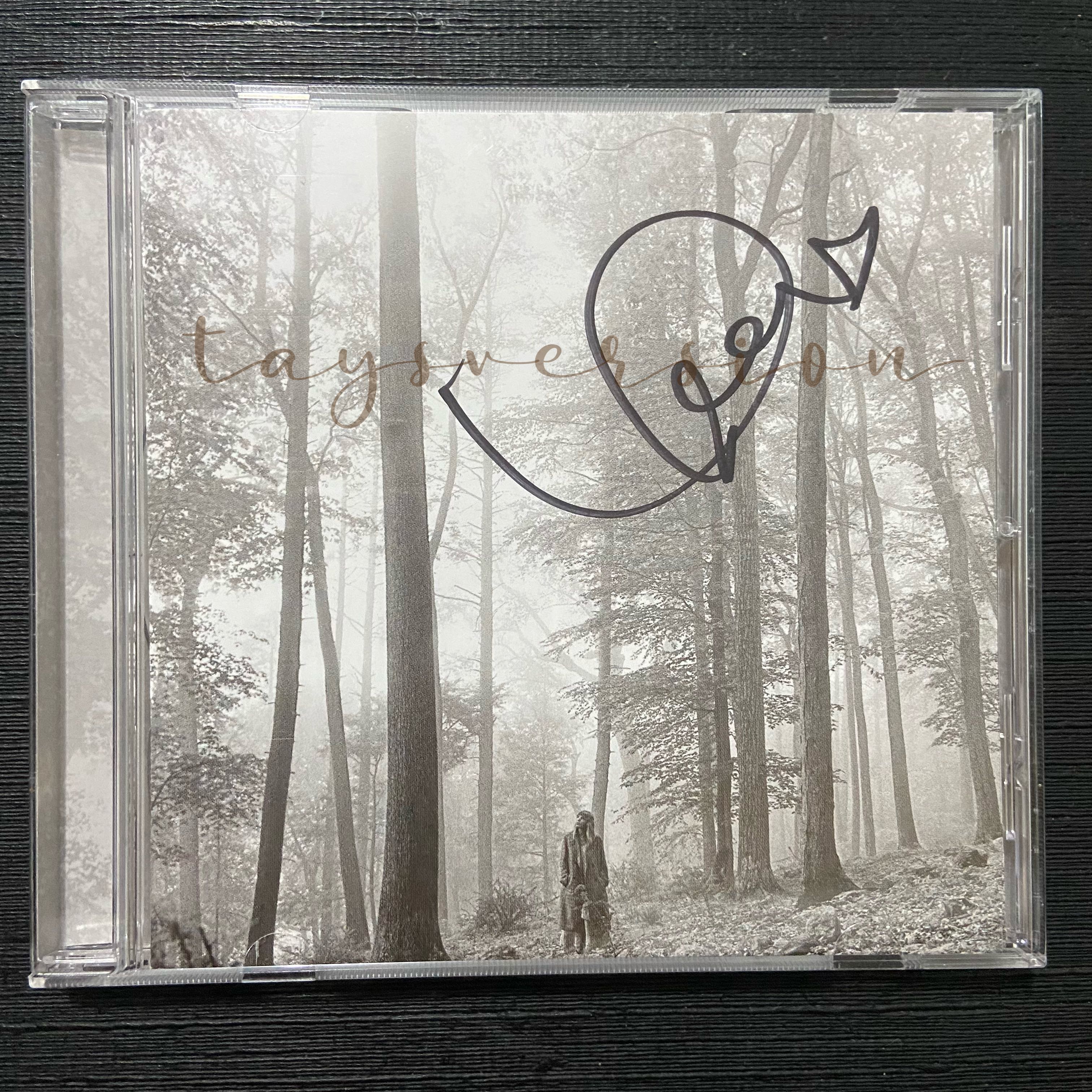 Taylor Swift signed cd WITH HEART - Media