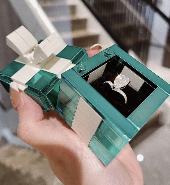 Tiffany lego proposal ring box last one