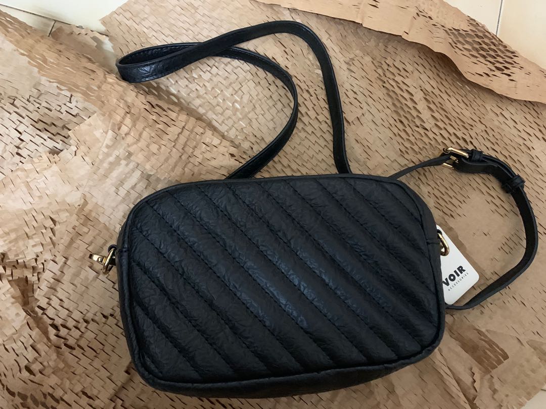 Voir sling bag online