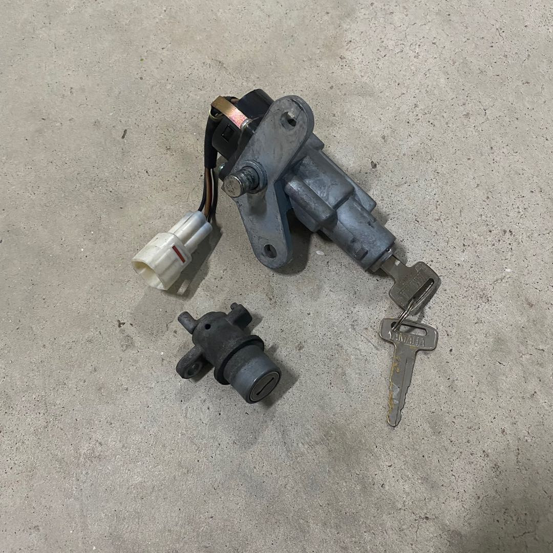 125z y125z Ignition main switch, Motorcycles, Motorcycle Accessories on