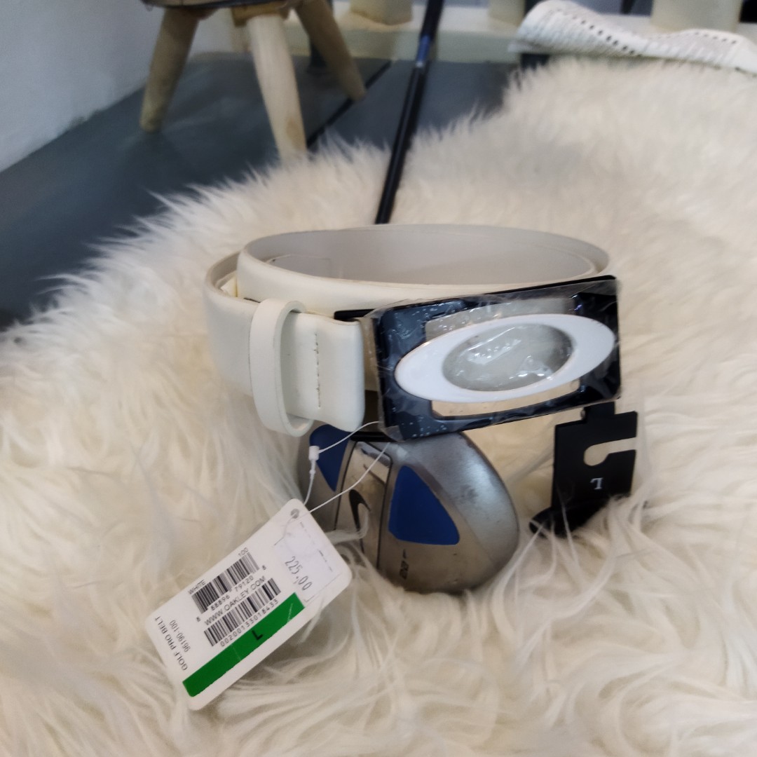 Authentic Oakley Pro Golf Belt, Men's Fashion, Watches & Accessories