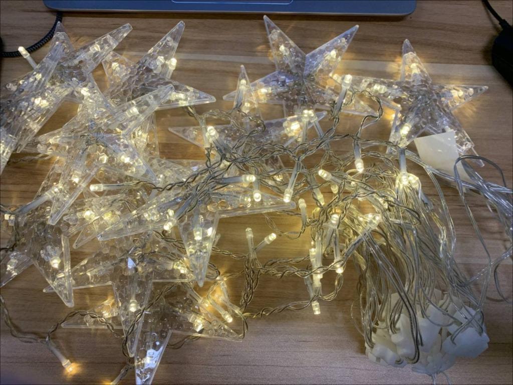 Bloom Win LED Lighting Chains 20 * 12.5 * 18cm XY002 on Carousell