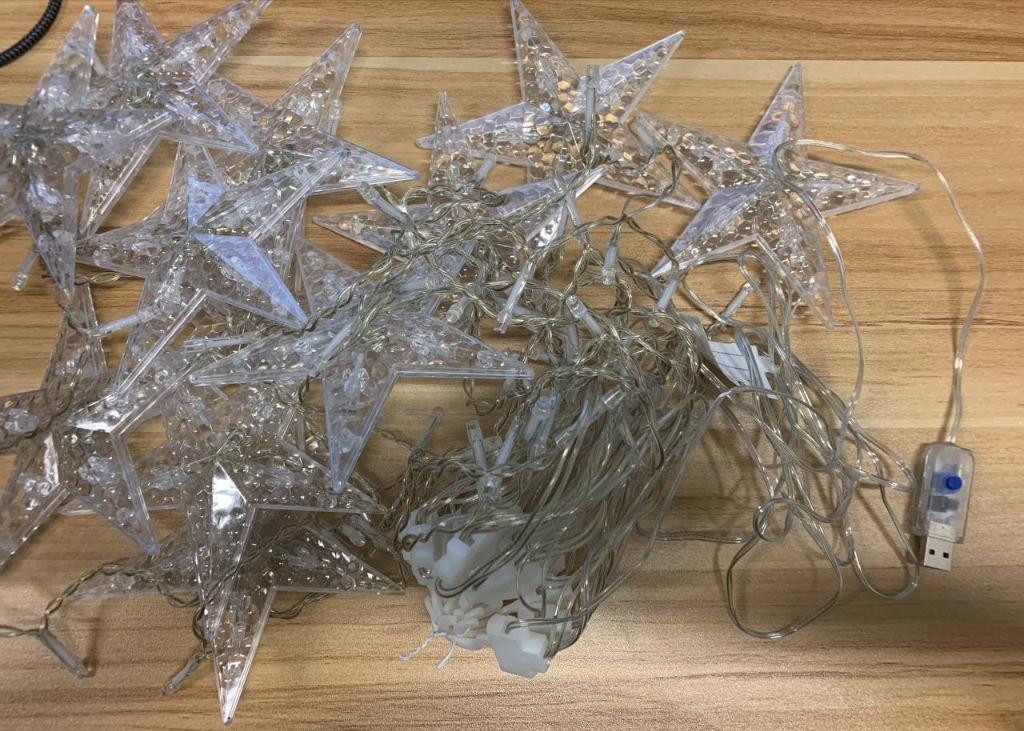 Bloom Win LED Lighting Chains 20 * 12.5 * 18cm XY002 on Carousell