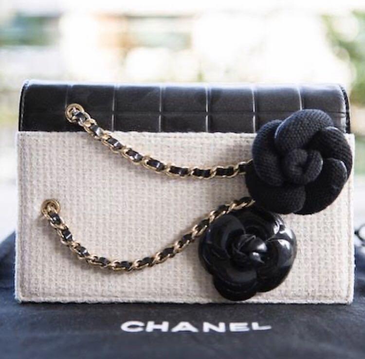 Chanel Camellia Clutch, Luxury, Bags & Wallets on Carousell