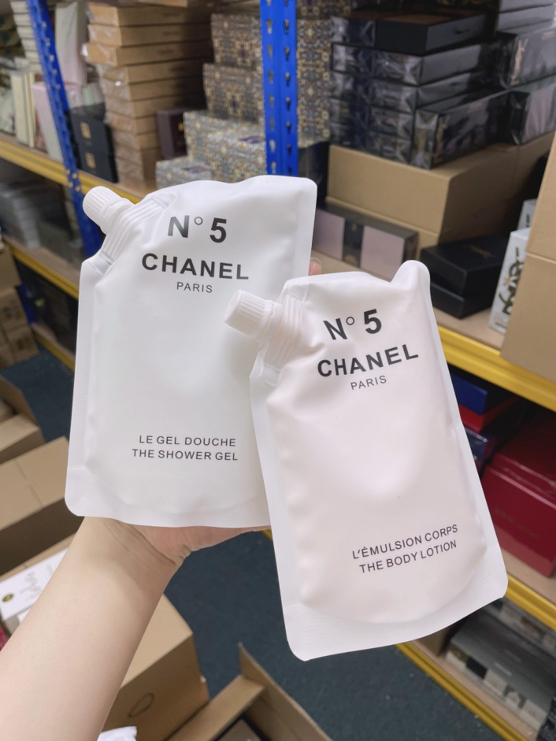CHANEL N5 SHOWER GEL+BODY LOTION (COMBO), Beauty & Personal Care, Bath &  Body, Body Care on Carousell