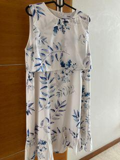 Dear collective floral maternity nursing dress  size L
