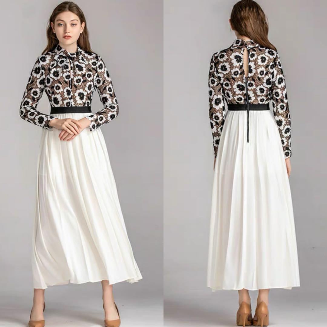 Few BNWT Self Portrait Pleated Abstract floral guipure