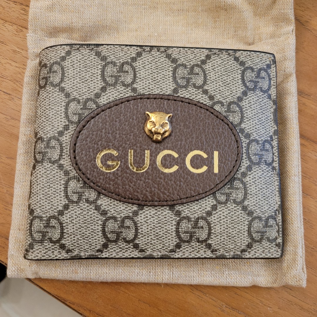 Gucci Men Bifold wallet with Tiger logo Men s Fashion Watches