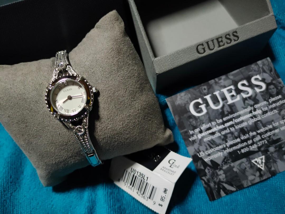Garderobe tag på sightseeing mærkning guess watch, Women's Fashion, Watches & Accessories, Watches on Carousell