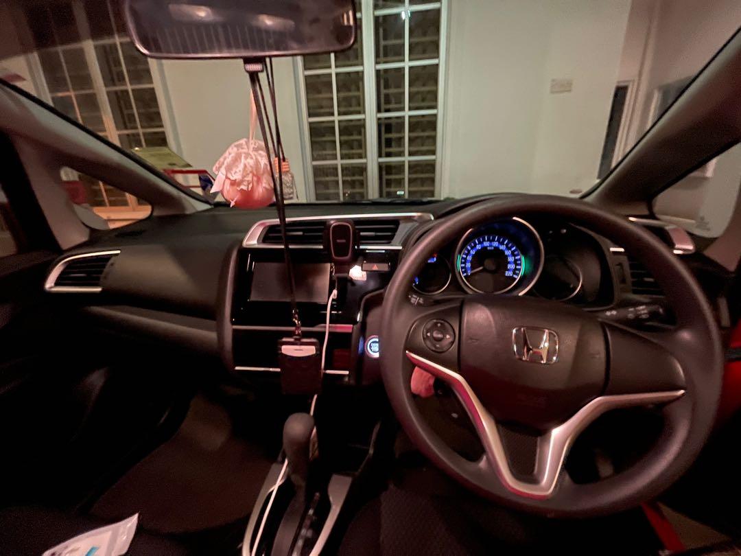 Honda Jazz 1.5L E (A), Cars, Cars for Sale on Carousell