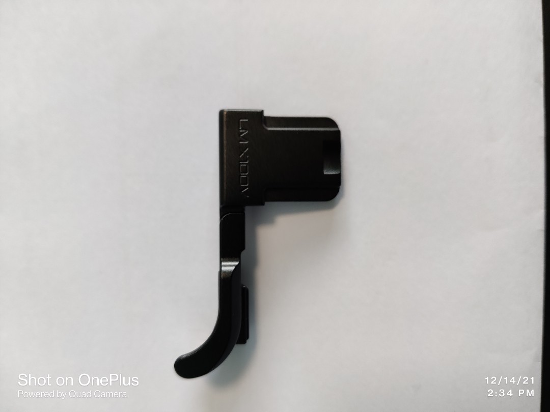 Lensmate thumbgrip Fuji X100V (black colour), Photography, Cameras on