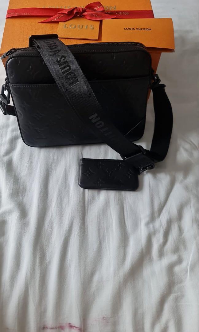 Louis Vuitton Messenger Shoulder bag 361172