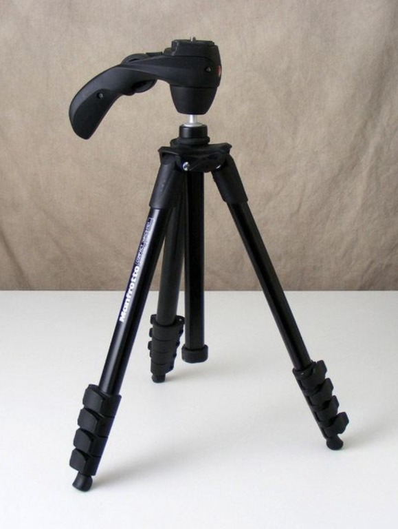 Manfrotto Compact Aluminium Travel Tripod (MKC3H01) InBox