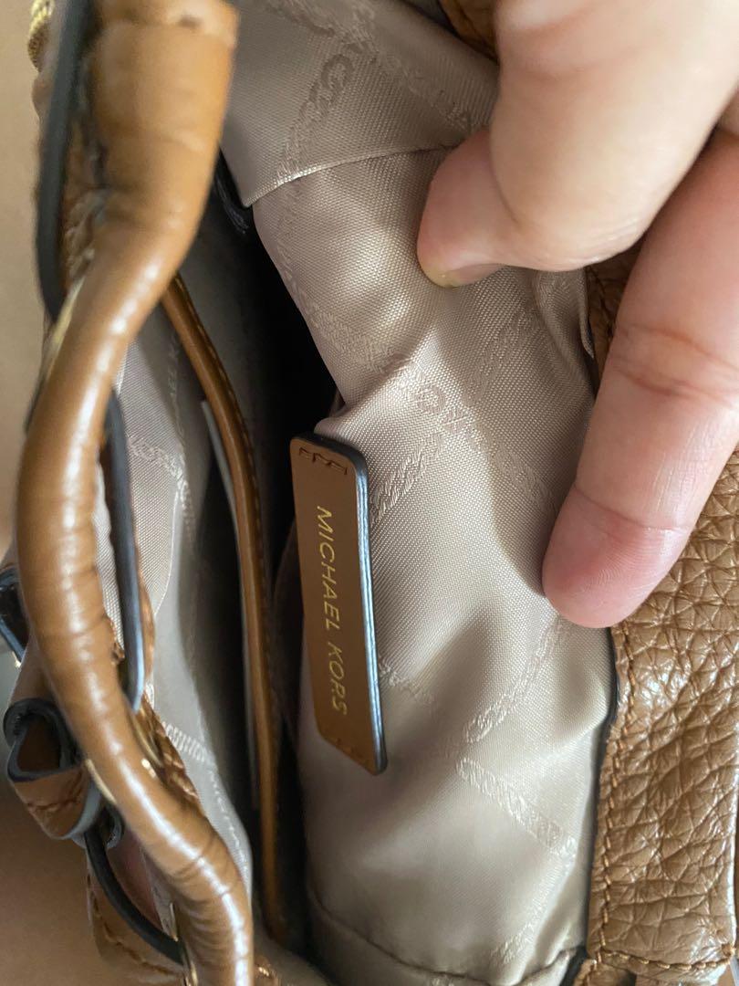 Michael Kors VIV extra small pebbled leather backpack, Women's Fashion, Bags & Wallets