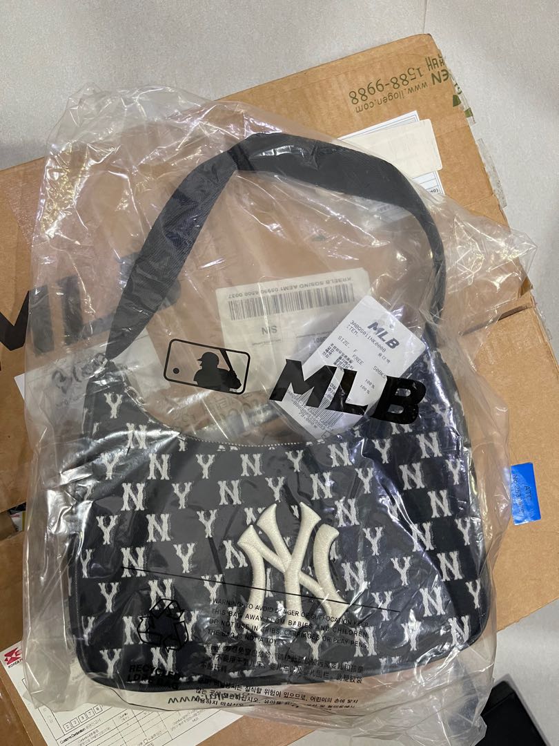 MLB Big Monogram Jacquard L-Hobo Bag – HYPECITY