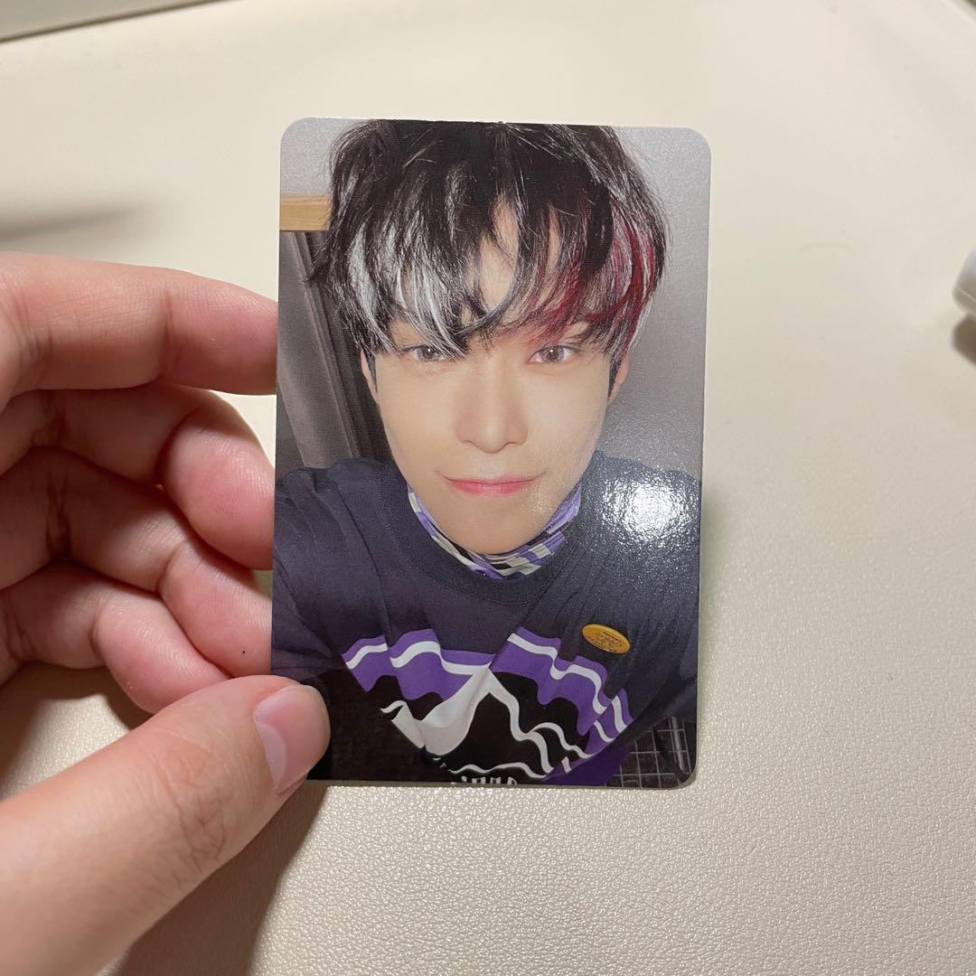 NCT Doyoung Sticker PC Sticky Version, Hobbies & Toys, Memorabilia