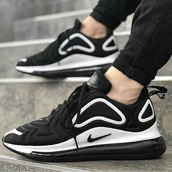 Nike air max 720 black white