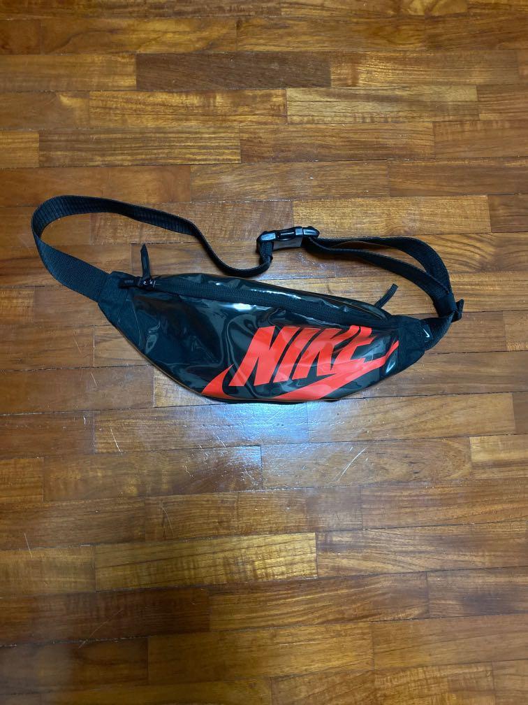 Nike fanny pack Men s Fashion Bags Sling Bags on Carousell