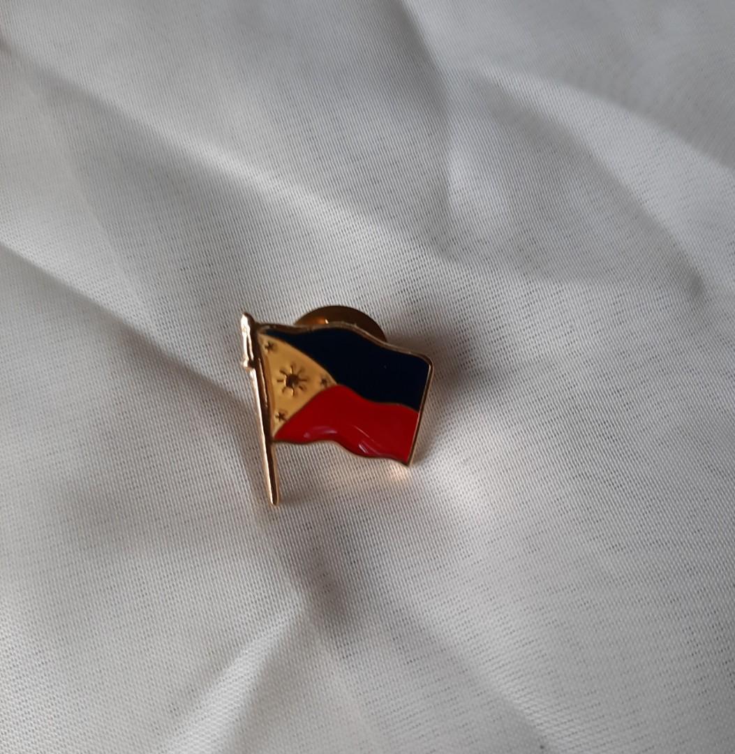 Philippine flag lapel pin, Hobbies & Toys, Memorabilia & Collectibles