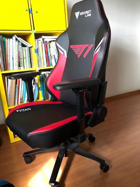 Secretlab TITAN 2020 T1 Limited Edition Furniture Home Living Furniture Chairs on Carousell