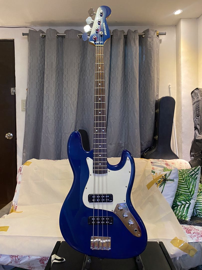 Selder Bass with Yamaha pickups Hobbies Toys Music Media