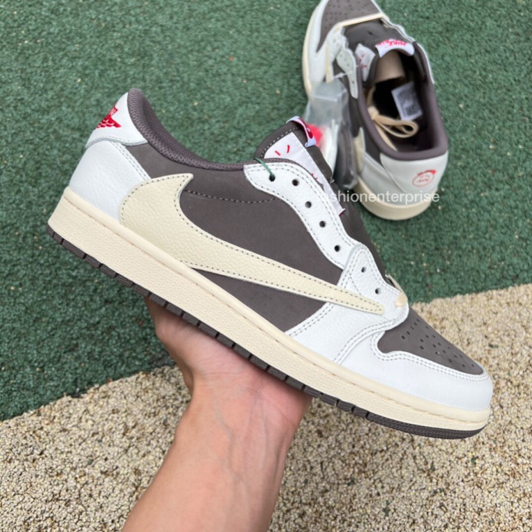 Travis scott discount aj1 malaysia