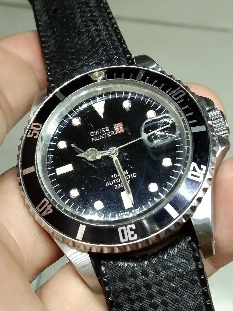 Swiss hunter classic men's watch sale