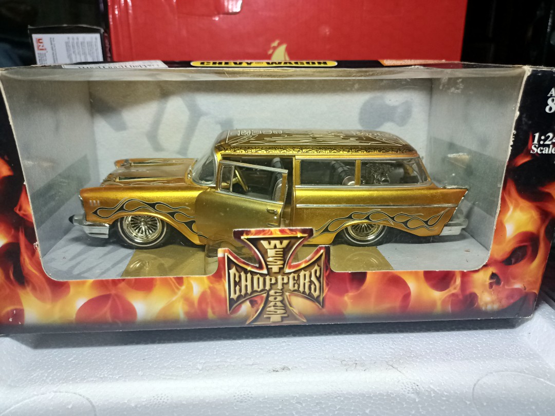 1/24 WEST COAST CHOPPERS 57 Nomad - ミニカー