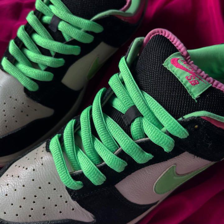 2008 Poison SB Dunk Low, Men's Fashion, Footwear, Sneakers on Carousell