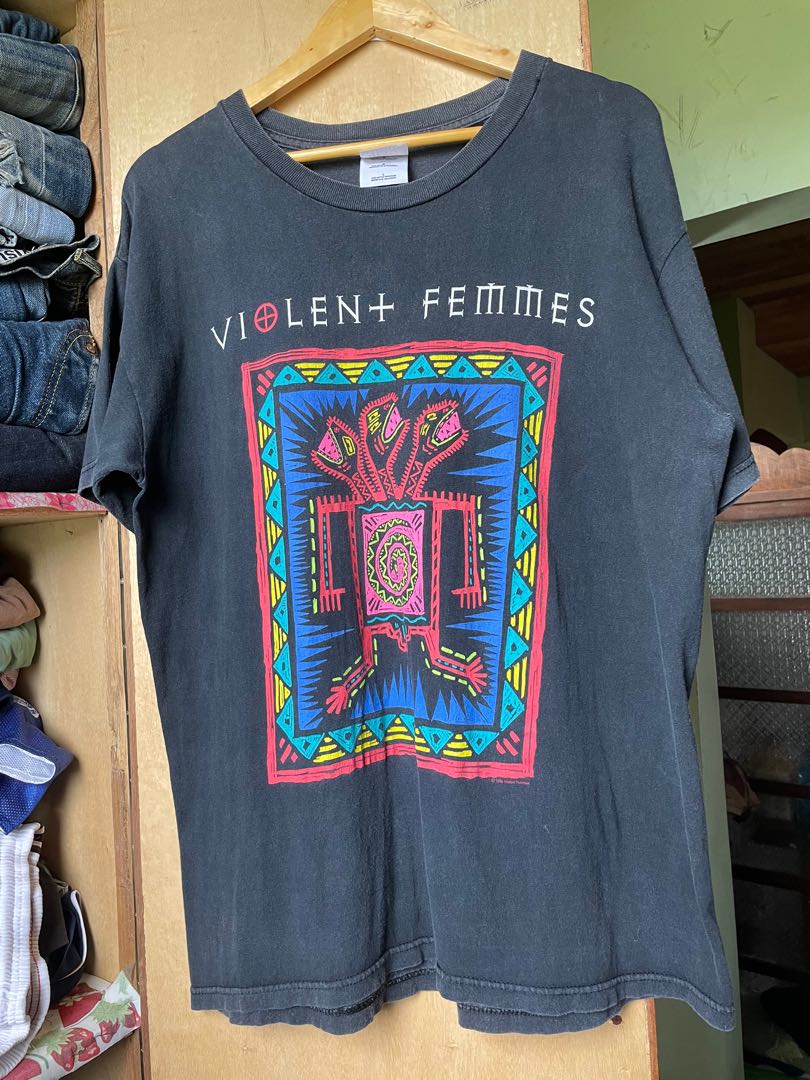t shirt violent femmes