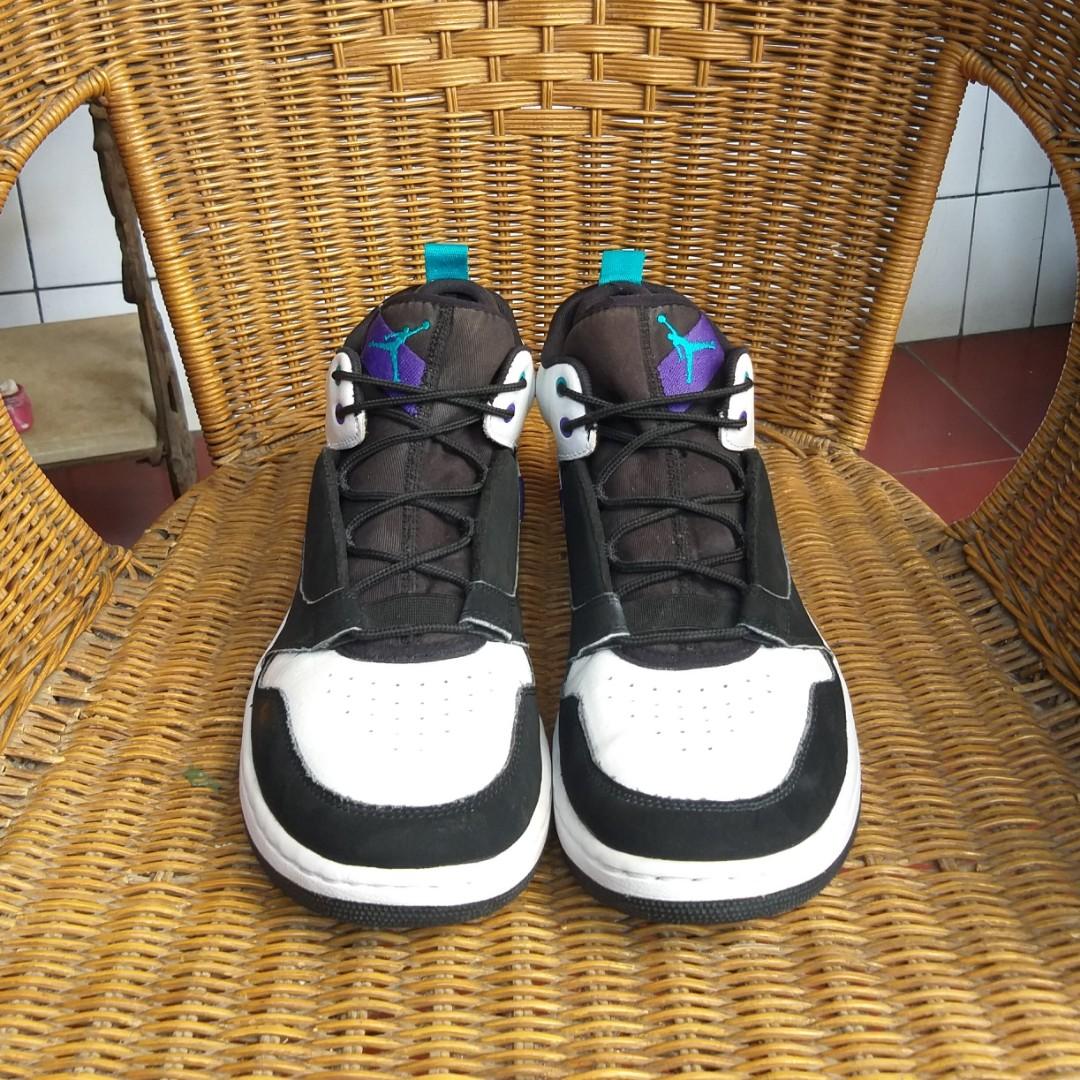 Jordan fadeaway black and blue top