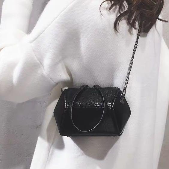 Cute black bags top