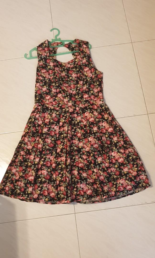 Casual dress Free Items on Carousell