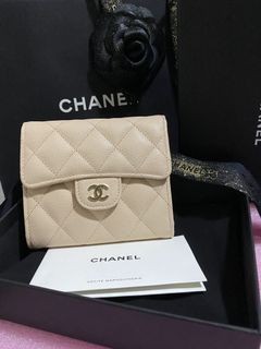 (Category: ) located in . Submitted by shopshoppings (Listing ID 1131479159, Image 1). Description: .