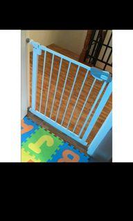 CHEAPEST ORIGINAL STURDY BABY KIDS PET SAFETY SECURITY NO DRILL GATE / FENCE