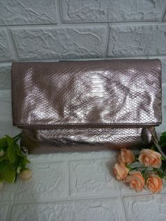 (Kategori: ) berada di . Dikirim oleh dkfcollections (ID iklan 1131689891, Gambar 1). Deskripsi: .